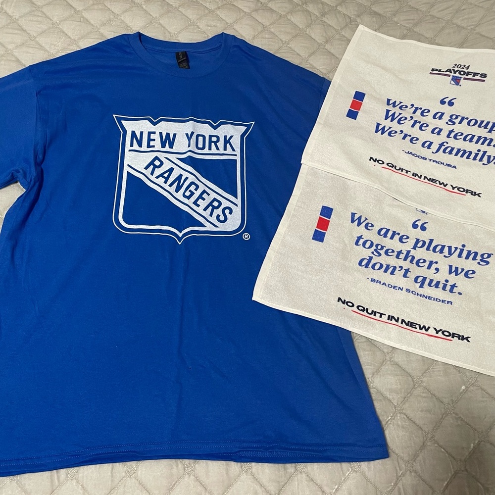 Rangers T-shirt Size XL and 2 Towels